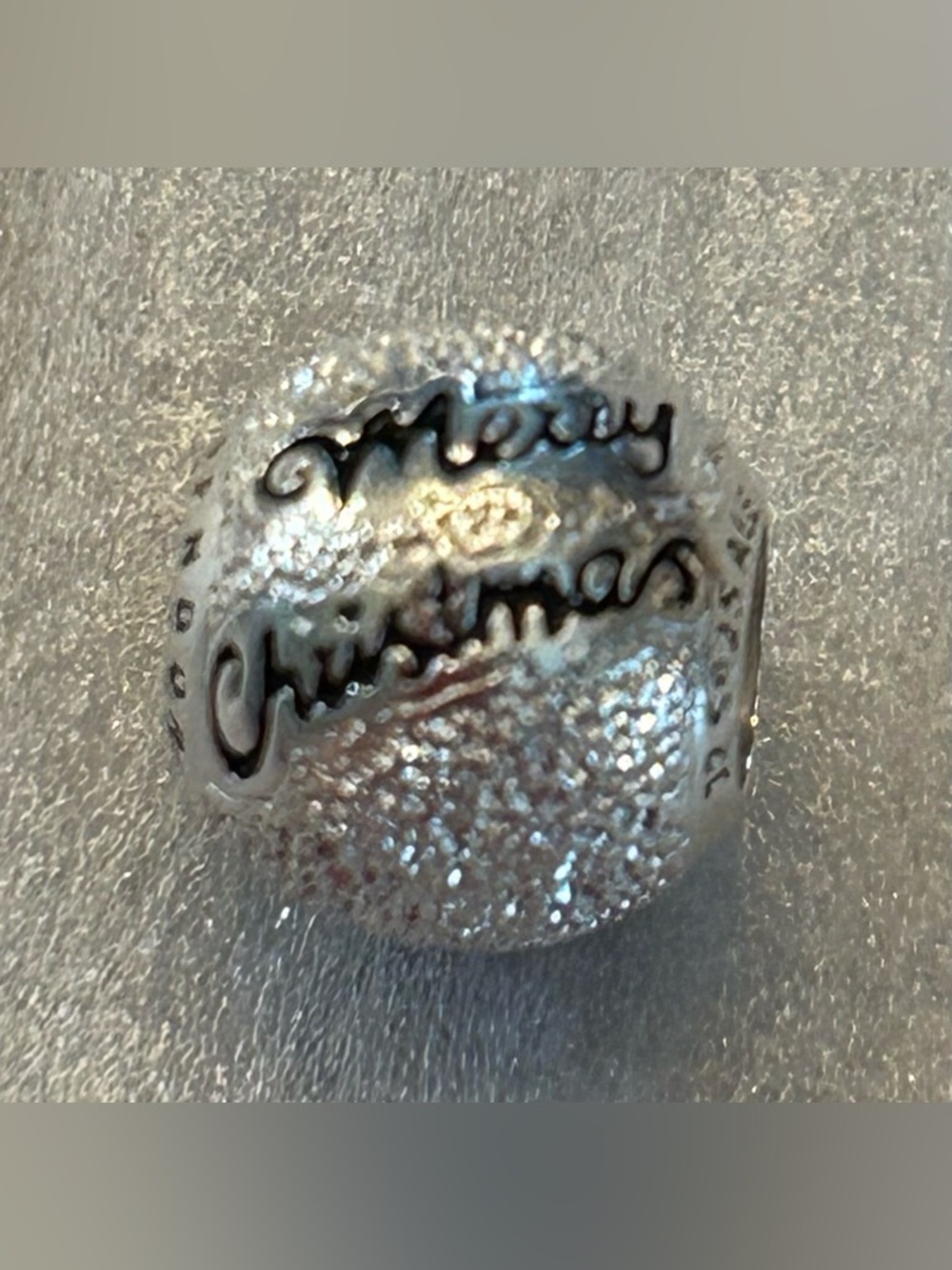 PANDORA Authentic Silver Textured Merry Christmas Script Holiday Charm